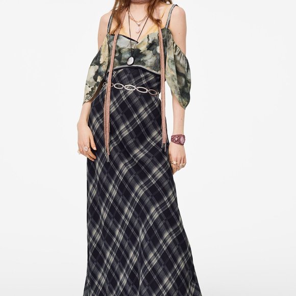 Zara Dresses & Skirts - Zara LIMITED EDITION CONTRASTING DRESS-2498/096